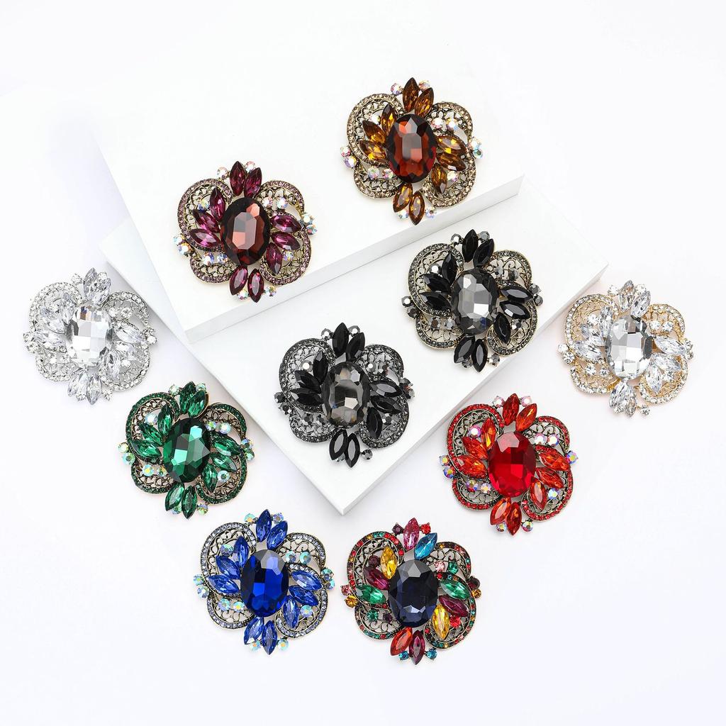 Fashion Personality Alloy Medium Glass Brooch Light Luxury Exaggerated Women'S Dress Coat Corsage Jewelry Pin