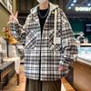 Осенне-зимняя хлопковая утолщенная куртка с капюшоном для мужчин, молодежная, в стиле Гонконга, свободная, студенческая, красивая, клетчатая, верхняя одежда