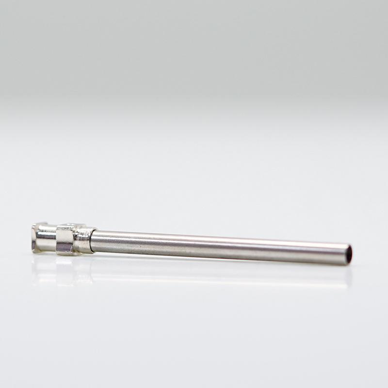 Дозирующая игла из нержавеющей стали с плоским кончиком, общая длина 61,5 мм, длина трубки 50 мм.