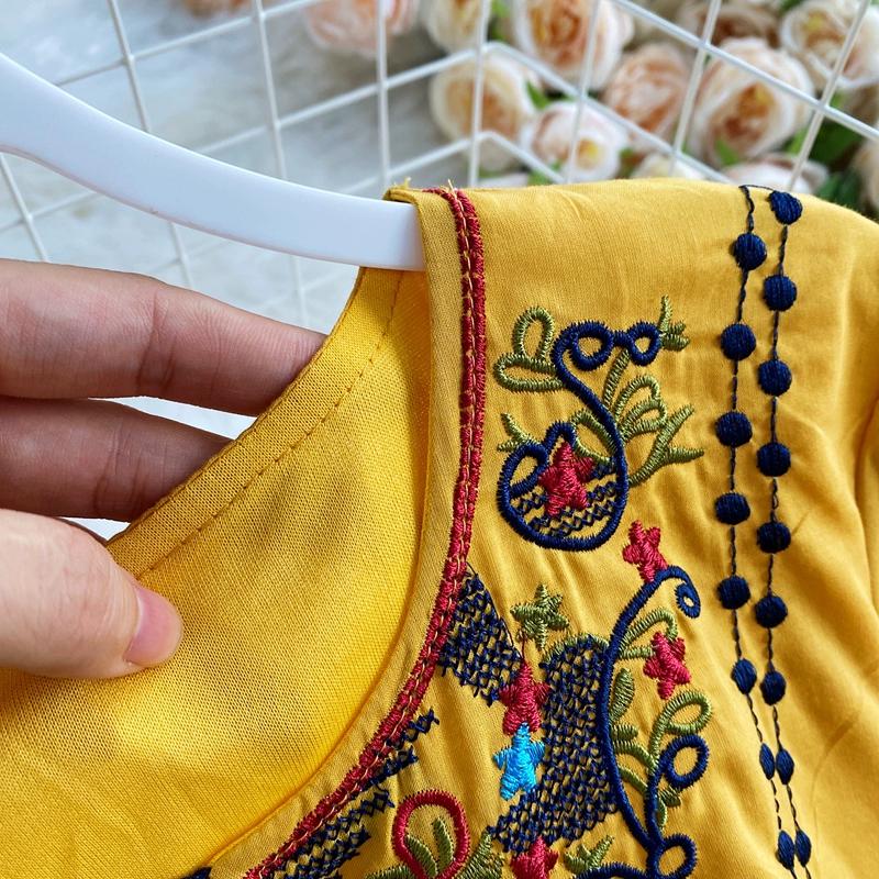 Holiday Retro Ethnic Embroidery Dresses Women Vintage V-neck Tassel Lace Up Dress Party Long Sleeve Fashion Long Dress Loose New