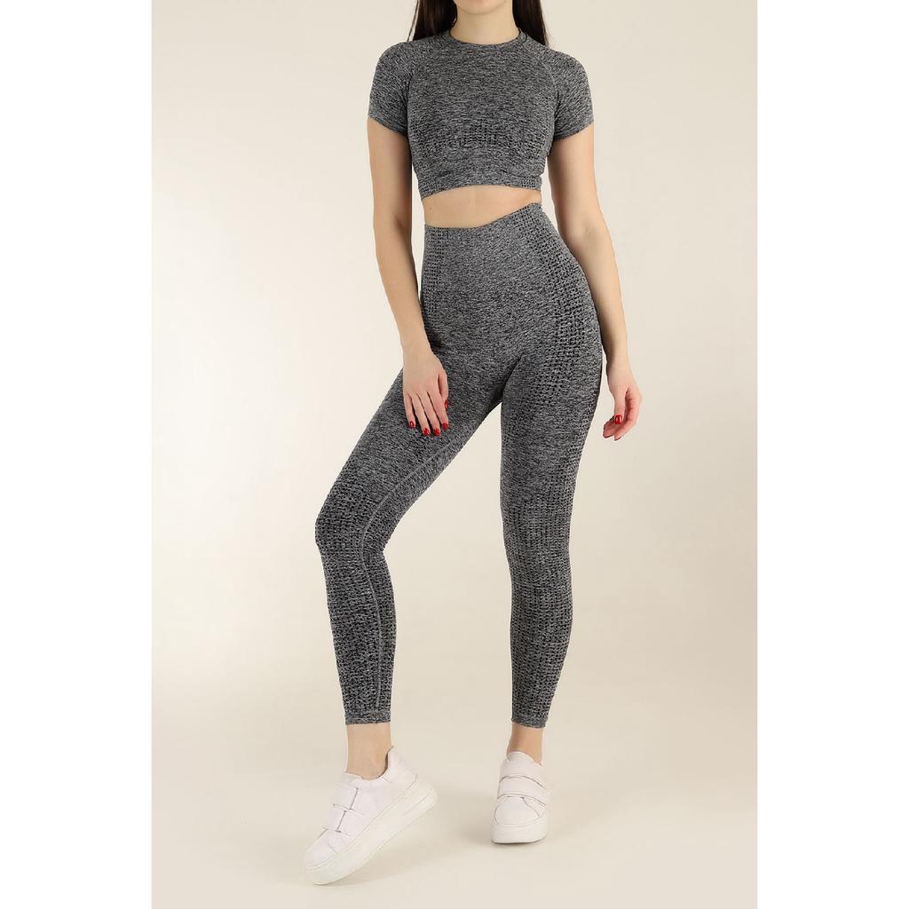 Комплект спортивных колготок меланжевого цвета с короткими рукавами