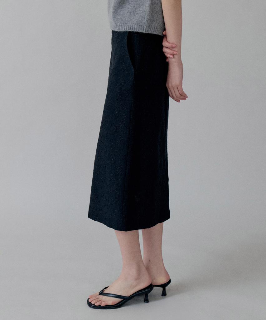 Step Around Floral Straight Skirt_Black