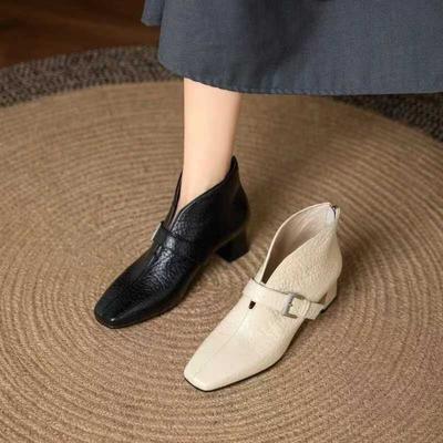 Женские короткие ботинки с маленьким квадратным носком на толстом каблуке, новинка осени и зимы 2025 года, в британском стиле, из мягкой кожи, универсальные, ретро, на высоком каблуке, тонкие ботинки