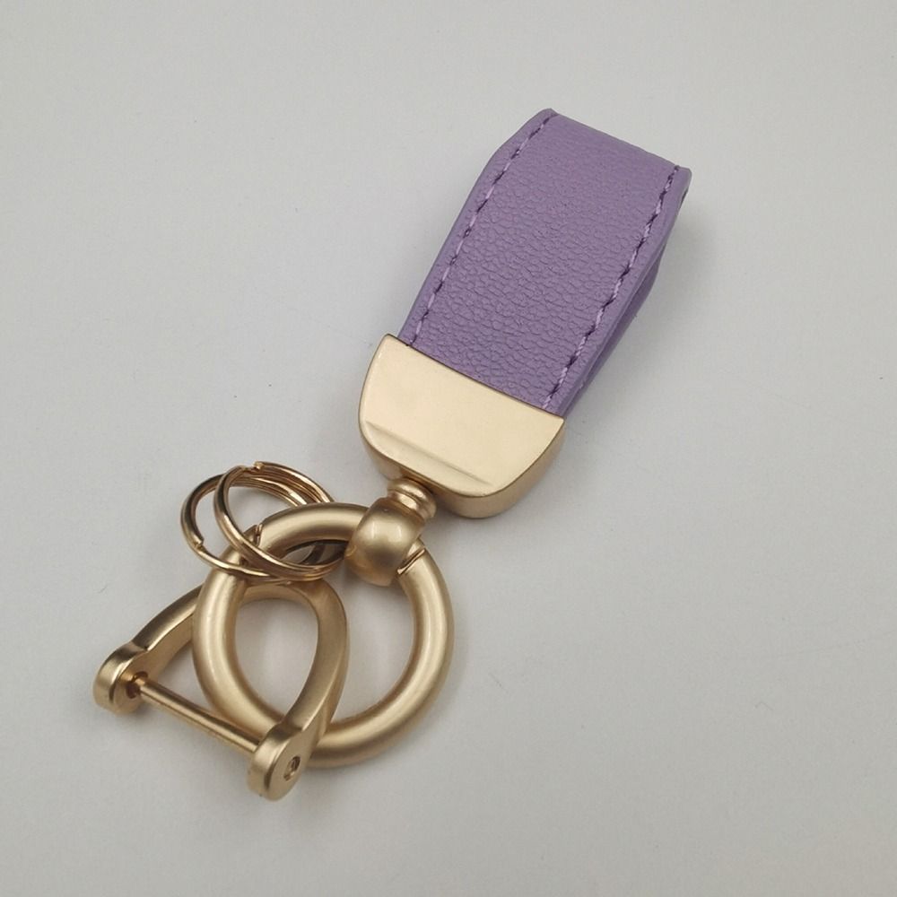 with Zinc Alloy Ring Car Key Chains Heavy Duty Metal Key Fob Fashion Car Keychain Men and Women