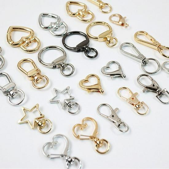 Аксессуар для сумки в виде пятиконечной звезды: Подвеска-брелок с карабином-лобстером