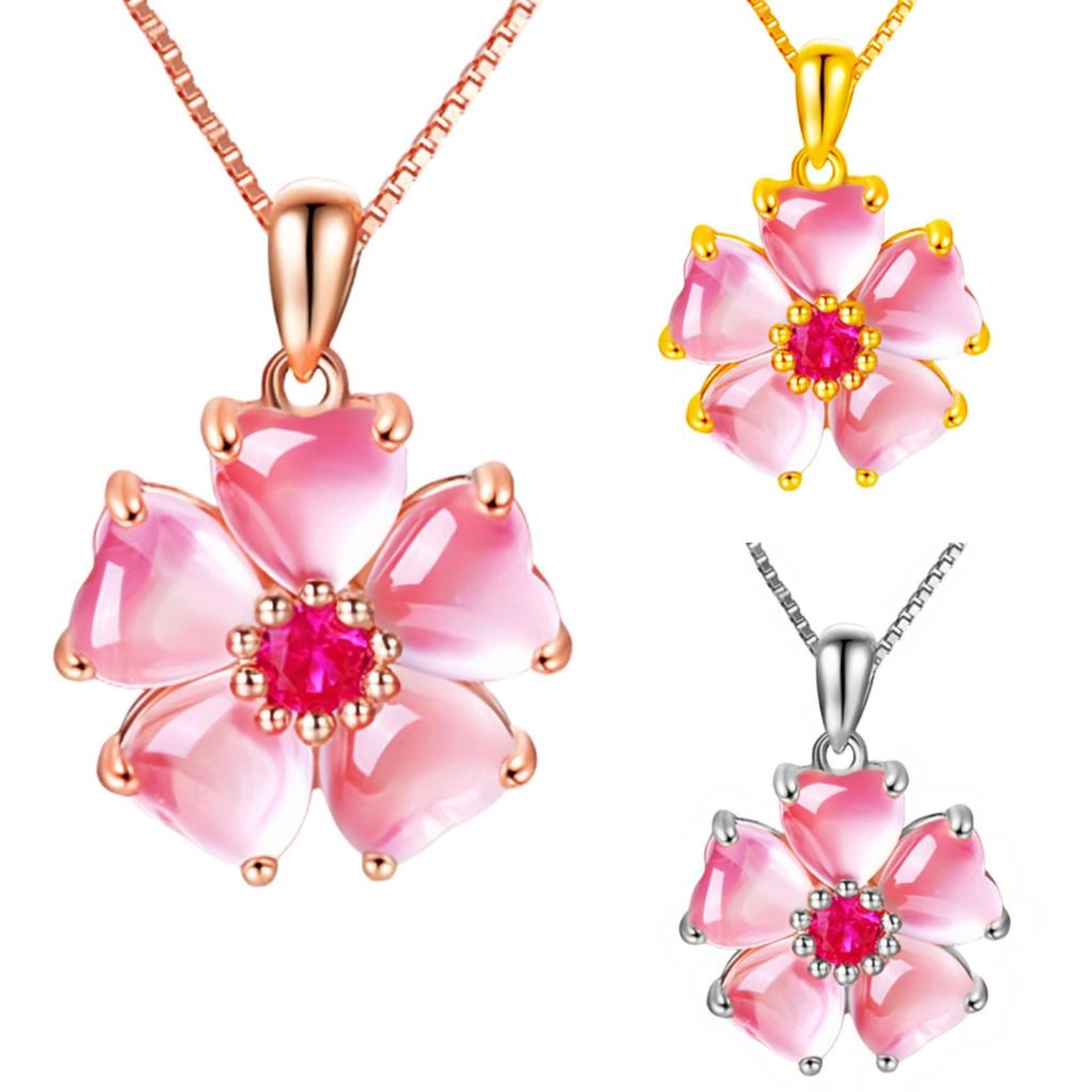 Подвеска из розового кварца в форме сердца с персиковыми цветами и розовыми бриллиантами