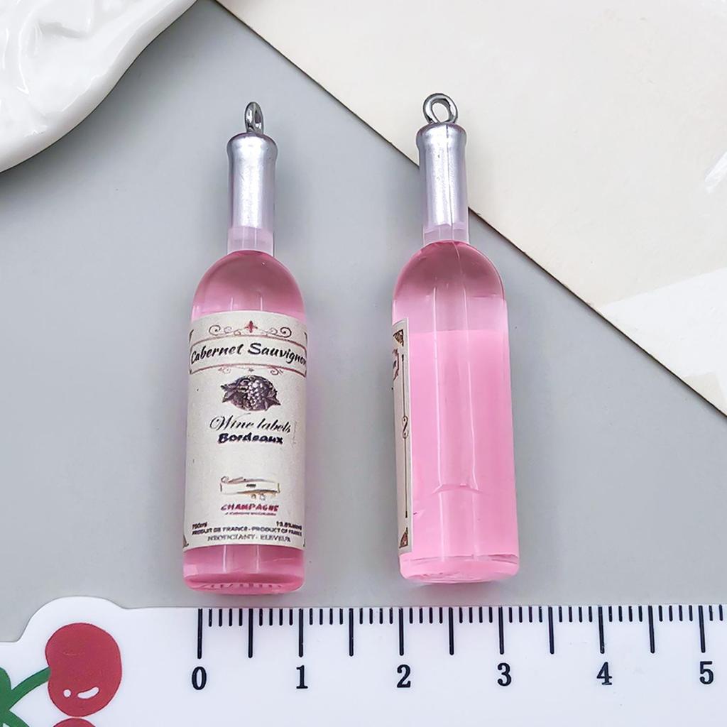 Подвески Ramune в мини-бутылочках: Самодельный кулон из смолы для ожерелья, брелока или сережек.