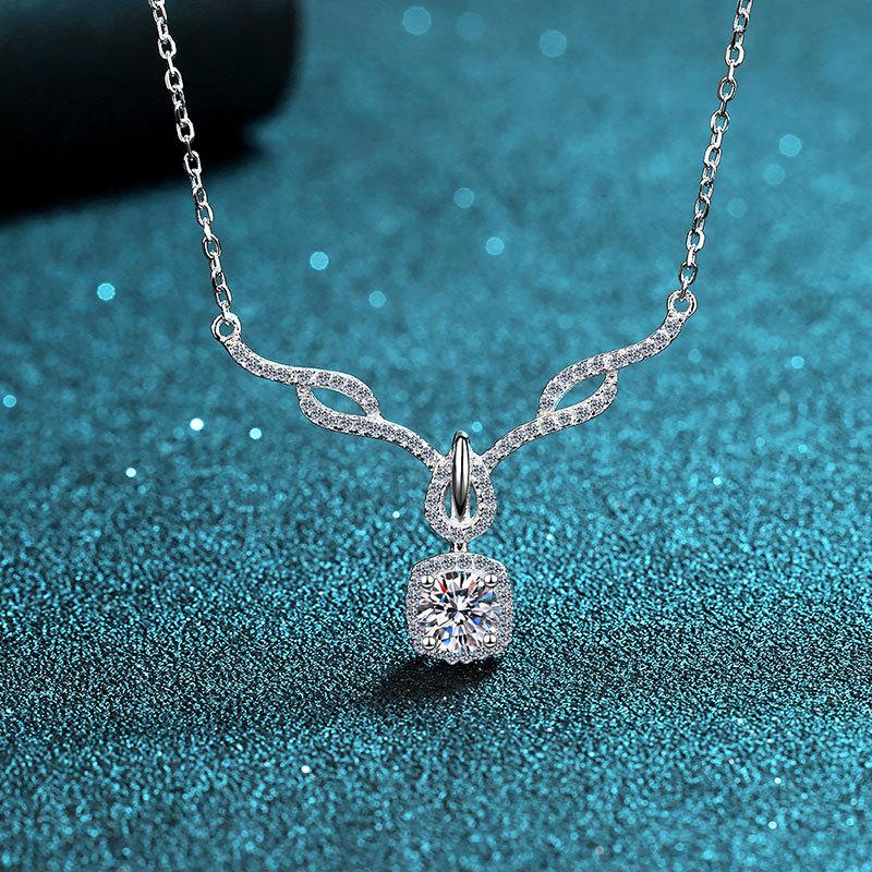Серебряное ожерелье S925 с муассанитом на четырех зубцах в виде оленя для женщин, цепочка на ключицу 80 карат, рождественский подарок.