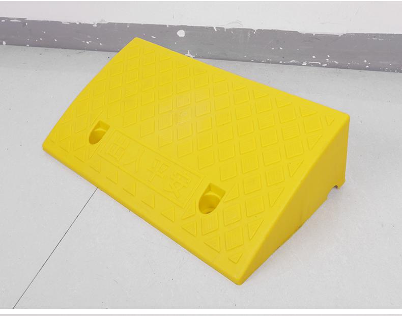 Portable Triangular Springboard for Curb Ramps: Electric Car, Tram, Motorcycle, Bicycle, Ladder