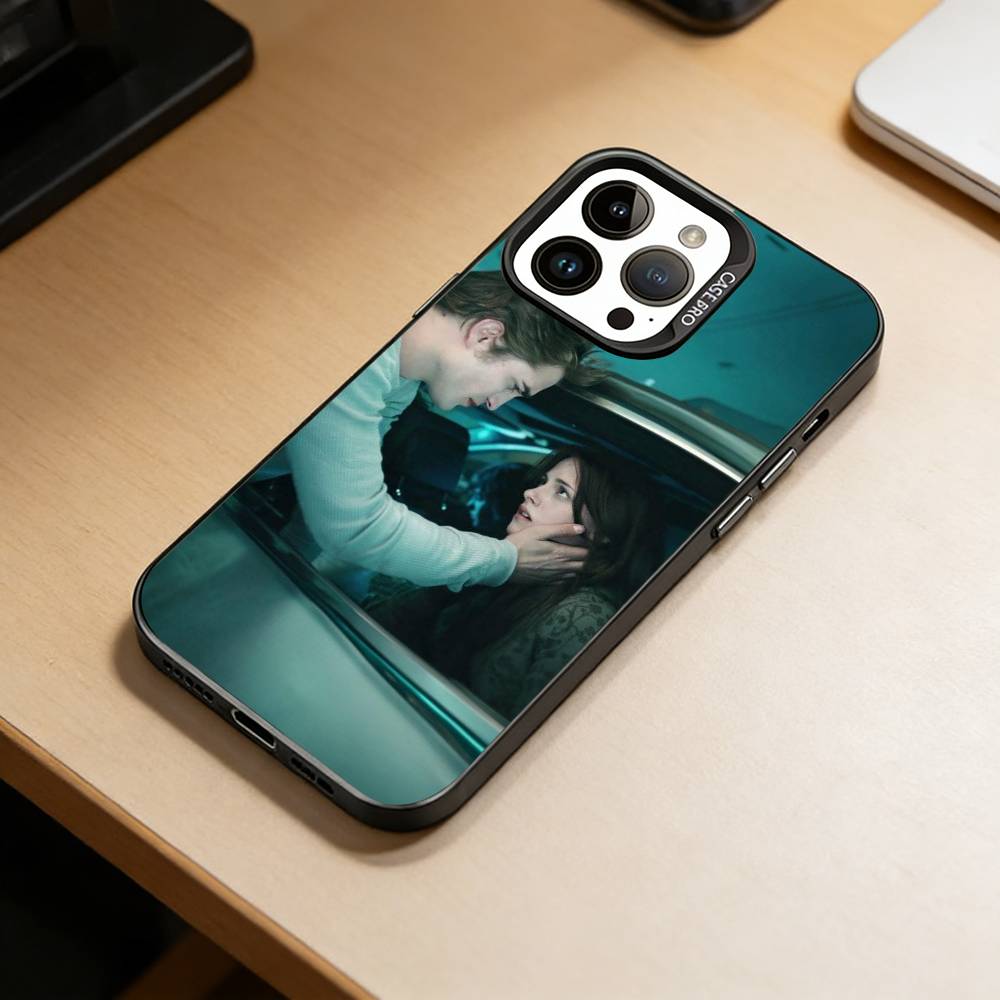 Чехол для телефона Сумерки Эдвард для iPhone 17,16,15,14,13,12,11 Plus,Pro Max,XS, Цветной Серебристо-Черный Чехол