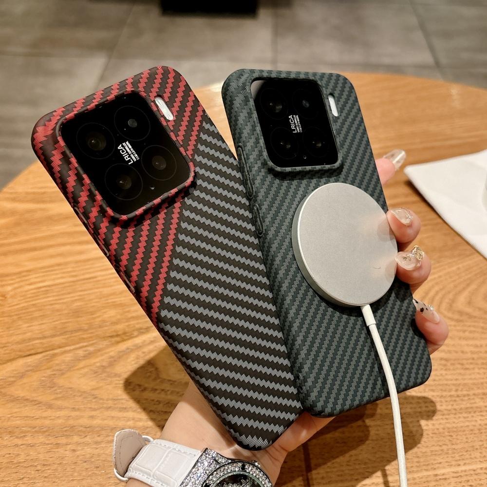 Luxury Ultra Thin Carbon Fiber Texture Magnetic Case For 15 Ultra 14 13 Pro Wireless Charge Shockproof Hard Matte Cover