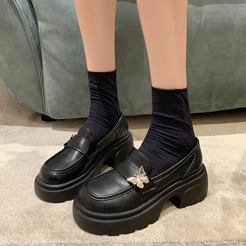 Весенние туфли на толстой подошве женские металлические бабочки ретро одношаговые с юбкой Jk маленькие кожаные туфли женские модные женские летние дышащие туфли