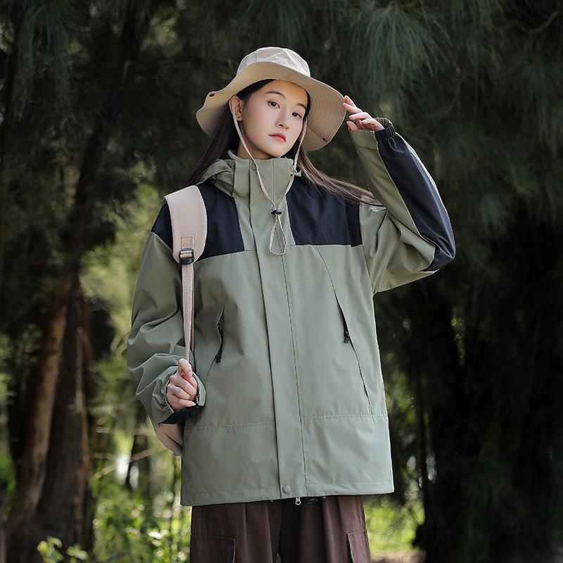 Winter Outdoor Jacket for Men and Women Three-in-one Two-piece Set Fleece Thickened Windproof Mountaineering Jacket