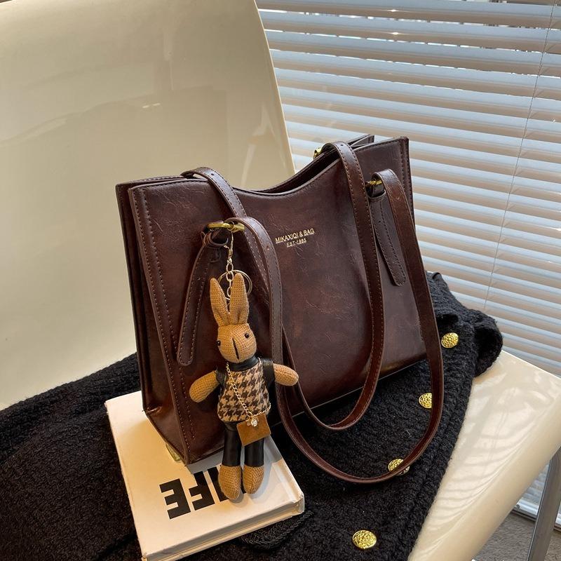 Сумка большой вместимости женская осенне-зимняя новая ретро универсальная простая на плечо сумка-тоут