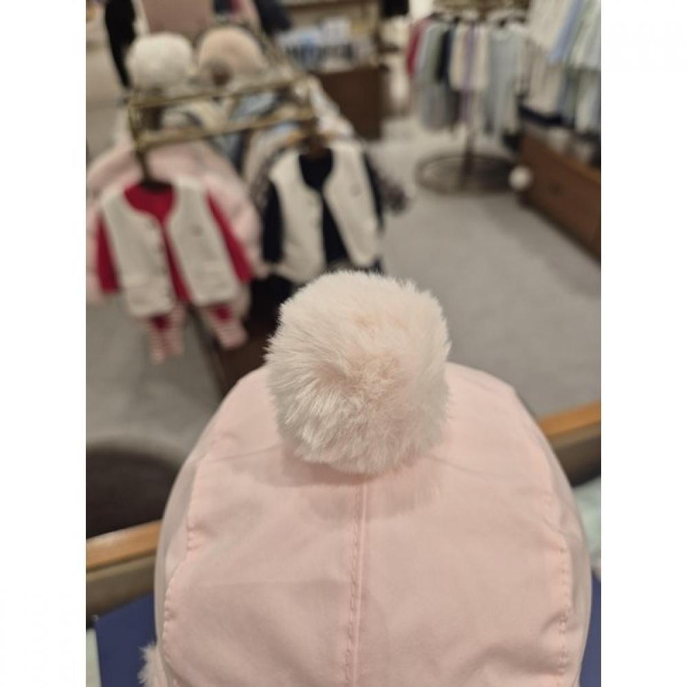 Show Chocola Newborn EarflaP Hat P White ttowht116P