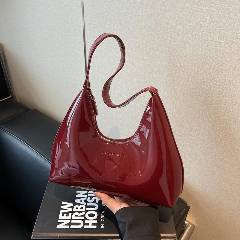 Французская нишевая дизайнерская сумка женская 2025 новая весна и лето универсальная на одно плечо подмышечная сумка супер огонь портативная сумка-пельмень