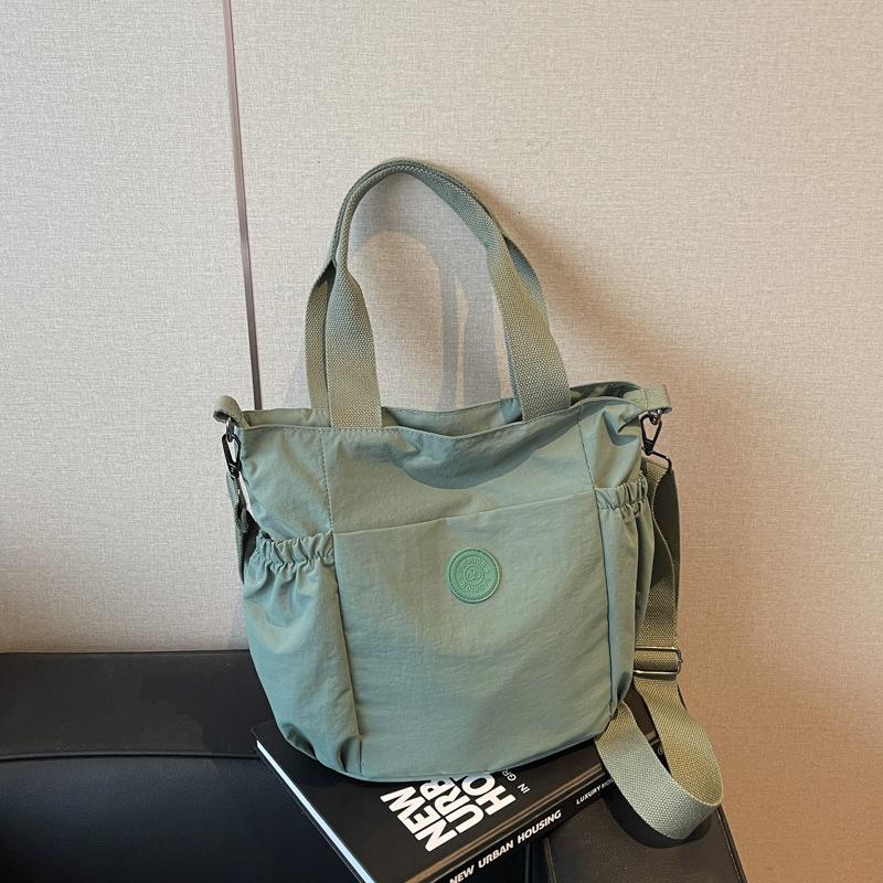 Сумка большой вместимости женская новая весенне-летняя повседневная на плечо мессенджер текстурный класс сумка-тоут для поездок на работу