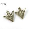 Collar Fixing Clip 1 Pair Vintage Shirt Clip, Hollow-Out Decoration Alloy Decorative Brooch Pin Triangle for Men Women Non Damaging Clothing