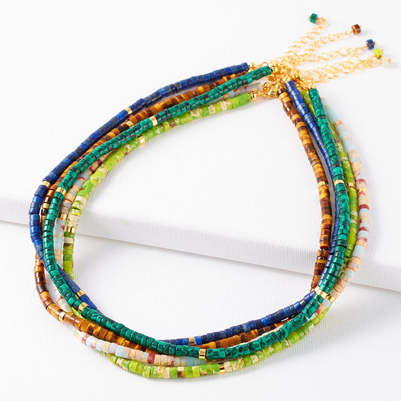 Богемный простой цепочка на ключицу, женское универсальное нишевое цветное ожерелье из бисера и кристаллов из натурального камня, мода