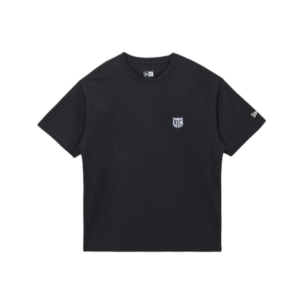 New Era FW25 Серия «Мятежная Академия» Принт с буквами Вышивка логотипа Повседневная Дышащая Универсальная Футболка с коротким рукавом Унисекс Футболка 14726611