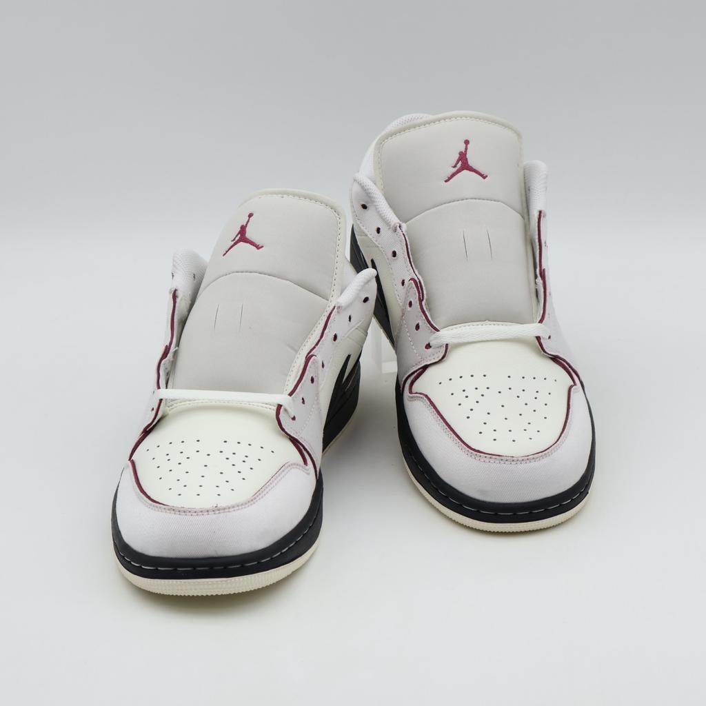 IV5325-133 Nike Air Jordan 1 Low SE "Sail/Black/Sweet Beet"