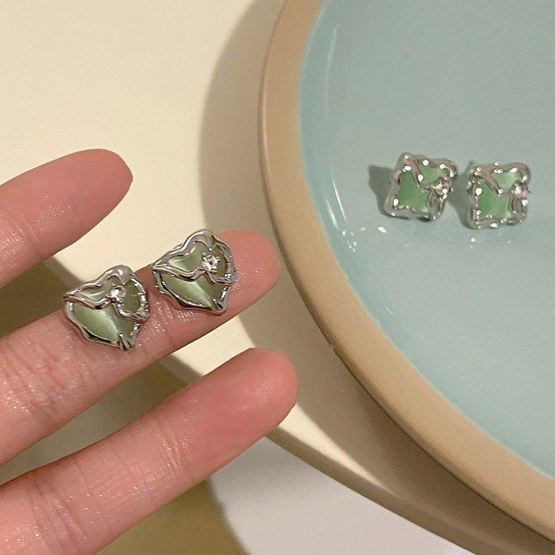 Квадратные серьги с зеленым виноградом и цирконием для женщин — свежий, простой и универсальный дизайн