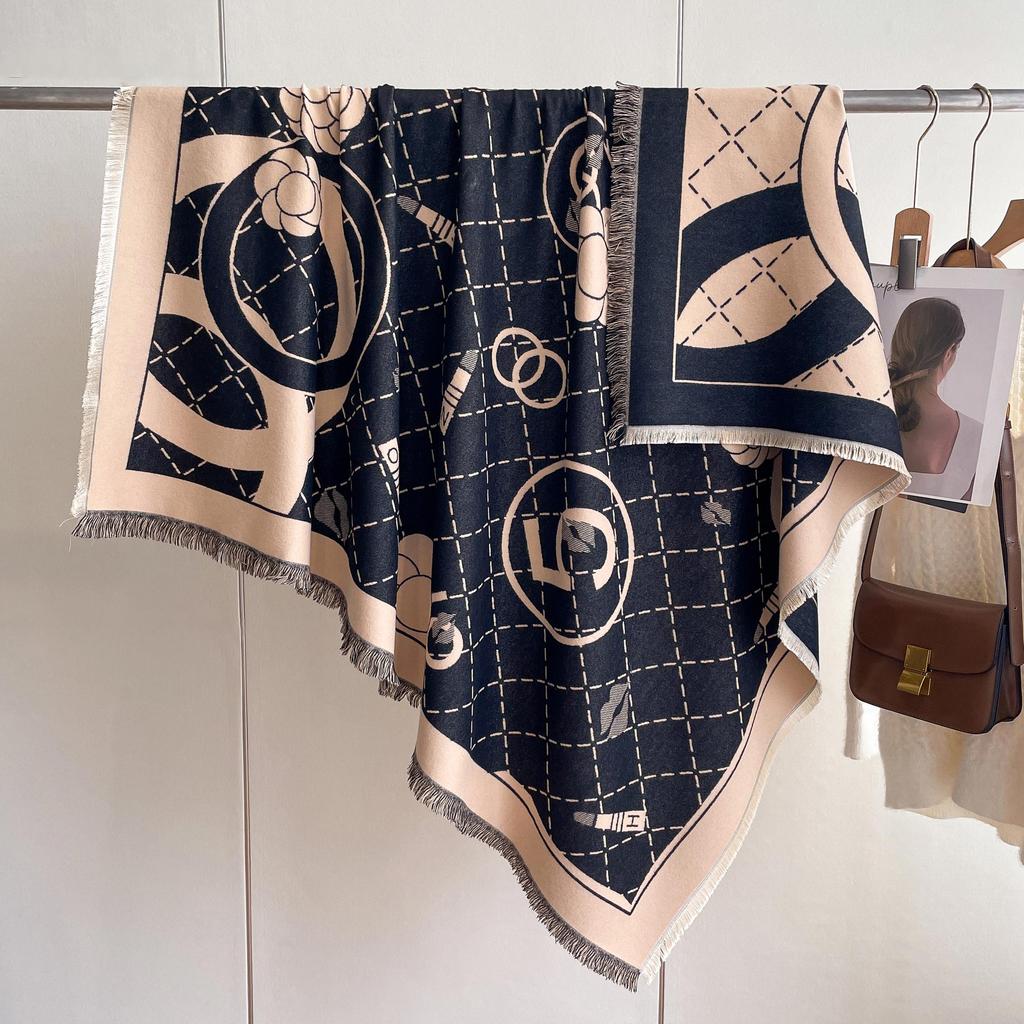 Модный женский утолщенный теплый платок из искусственного кашемира, простой атмосферный шарф с помпонами.