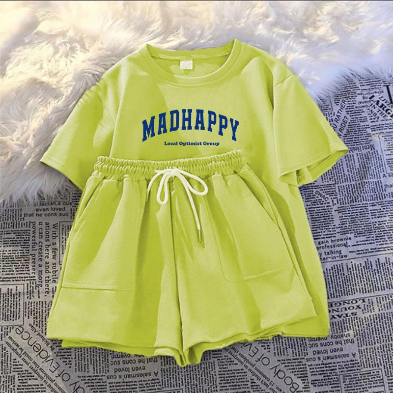 Женский повседневный спортивный костюм-двойка 2025: Свободный топ с коротким рукавом и шорты для лета