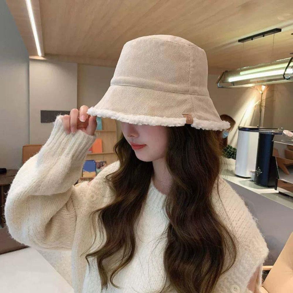 Sun Protection Pure Color Warm Caps Casual Female Hats Winter Foldable Plush Fishman Hat  Girl