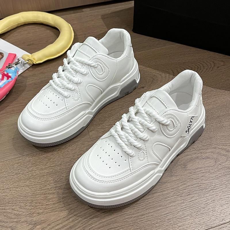 Popular little white shoes women's sports shoes 2024 new women's shoes versatile platform ins trendy niche casual board shoes
