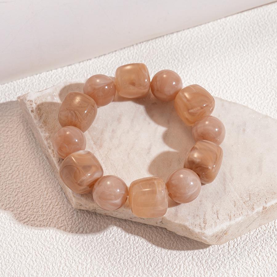 Bohemian Irregular Round Resin Bracelet - Elegant, Versatile Jewelry for Women