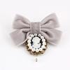 Vintage Handmade Pearl Velvet Ribbon Bowknot Chest Flower Pin Jewelry Queen Cameo Beauty Head Venetian Pearl Brooch
