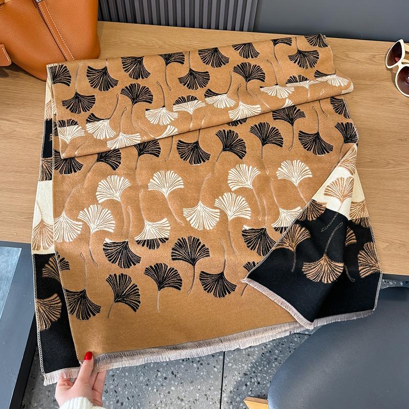 Comfortable Imitation Cashmere Scarf Women'S Versatile Elegant Ginkgo Leaf Scarf Thickened Warm Shawl Scarf