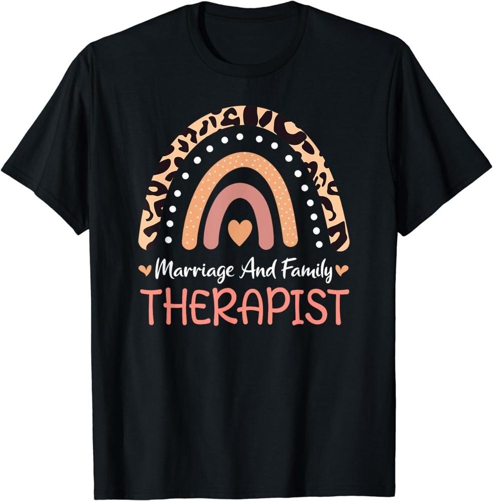 Marriage And Family Therapist Leopard Rainbow Family Therapy Gift Unisex T-Shirt