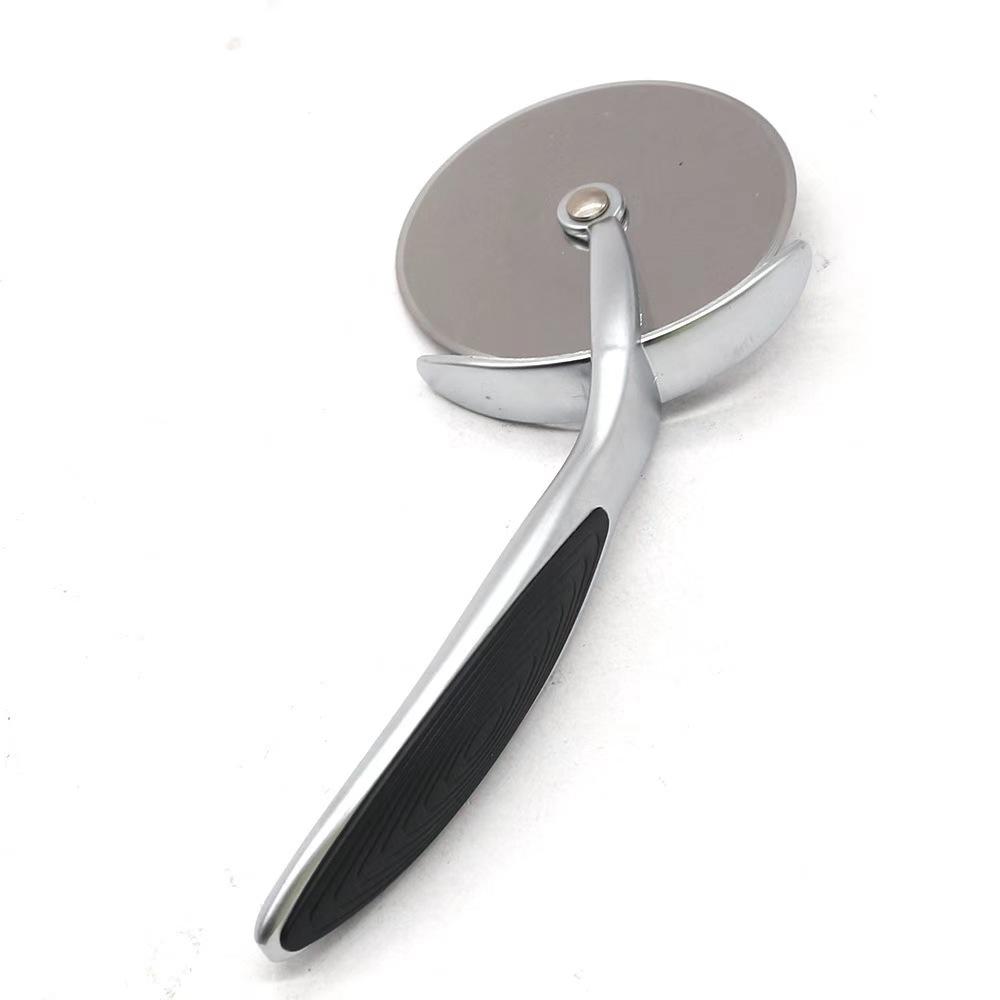 Premium Pizza Peeler Zinc Alloy Smooth Sliding Pizza Cutter Wheel Pizza Slicer With Metal Handle