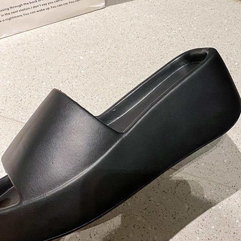 Ultra Thick Soled Women's One Line Slippers EVA Soft and Comfortable Outdoor Women's High Heels Slippers