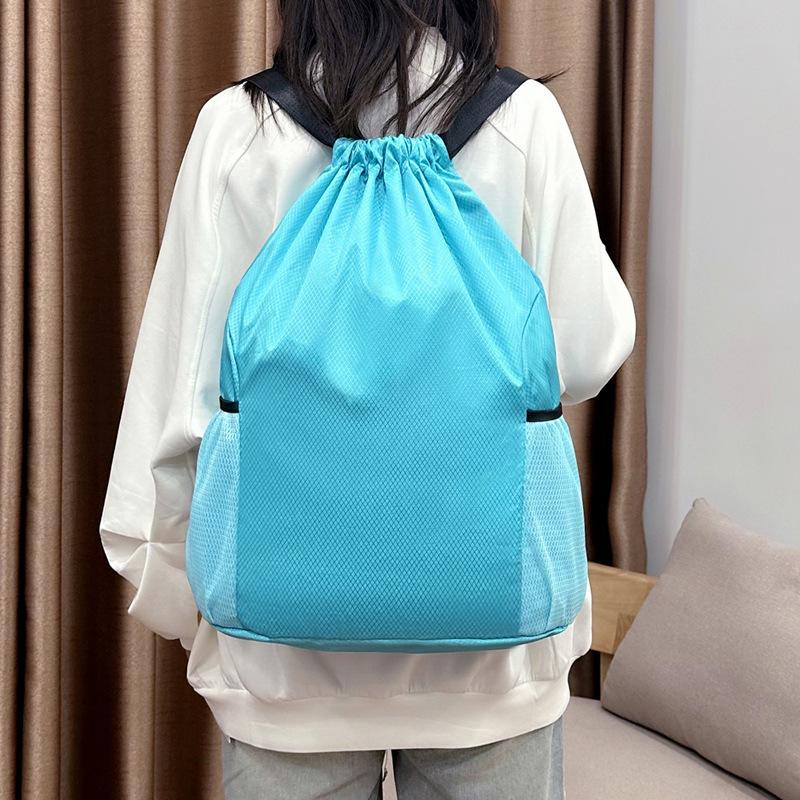 Рюкзак Простой и легкий баскетбольный спортивный рюкзак, размер мужской и женской сумки для путешествий на работу и обратно, фитнеса