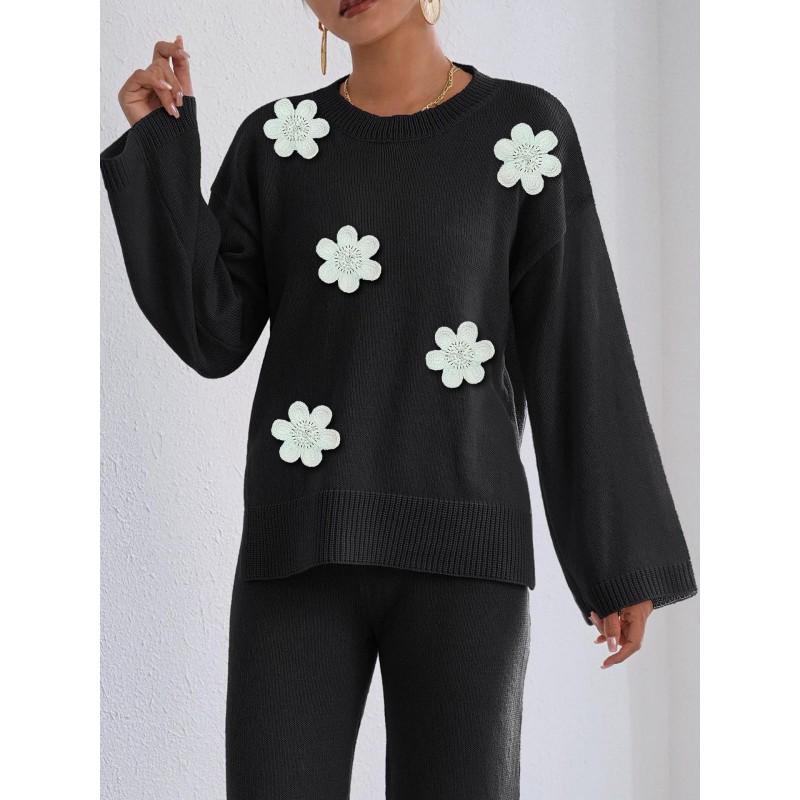 Womens Oversized Knit Sweater With Embroidered Floral Appliqu Beaded Detail V-Neck Long Sleeve Loose Fit Winter Top