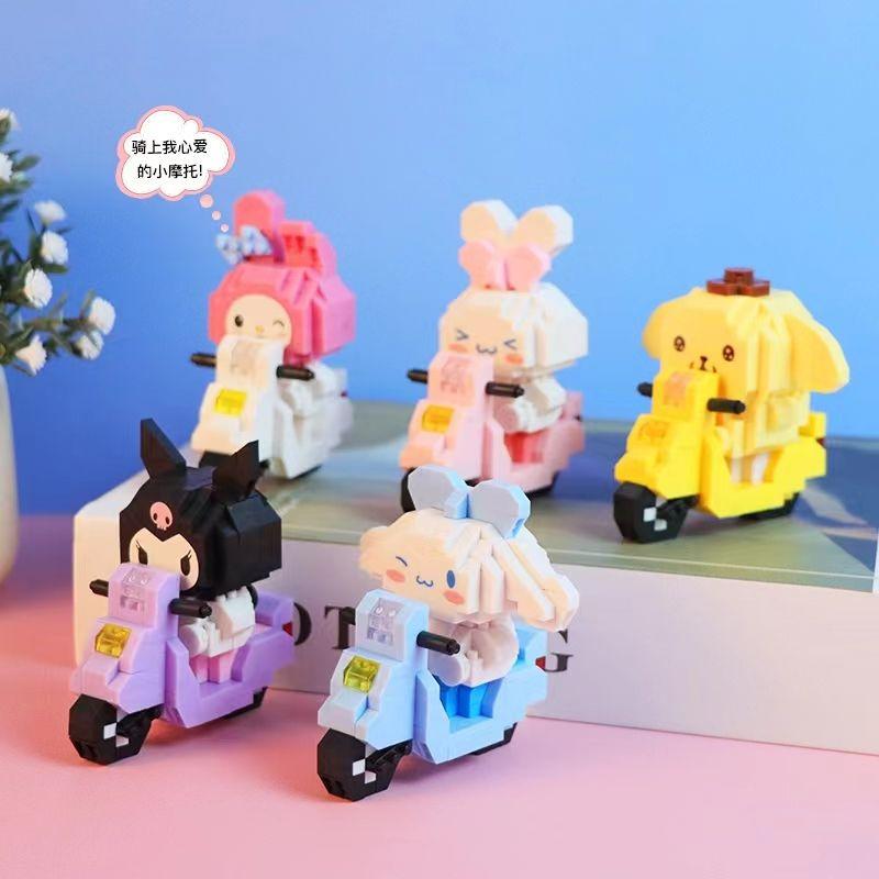 Миниатюрные строительные блоки: Велосипедные прогулки с милыми персонажами