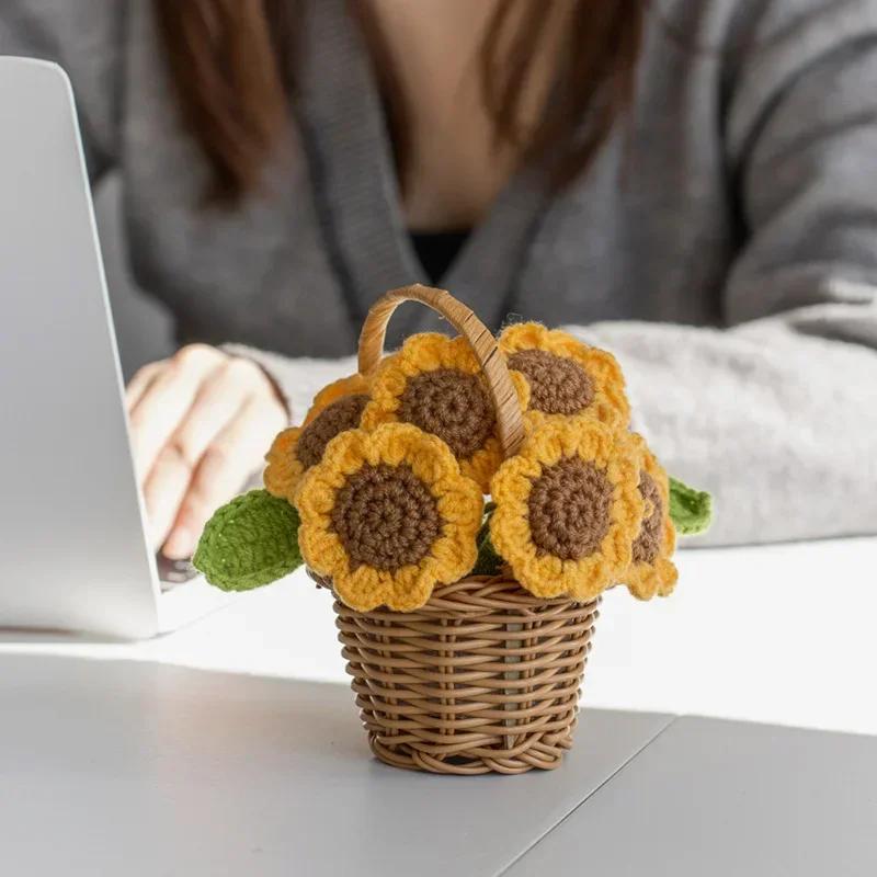 Creative Knitted Sunflowers Hand-knitted Flower Woven Rattan Potted Wedding Ornament Office Desktop Decor Graduation Flower