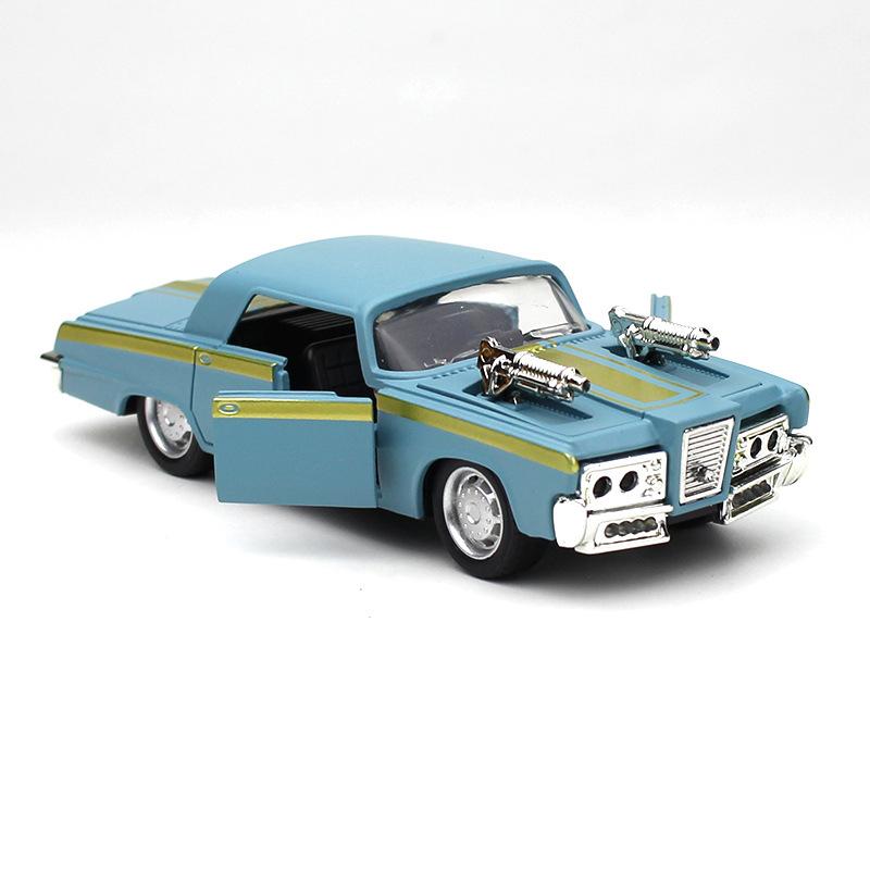 1/32 Dodge Chrysler Vintage Modified Alloy Car Model Diecasts Toy With Sound and Light Vehicles Decoration Toys For Kids Gift