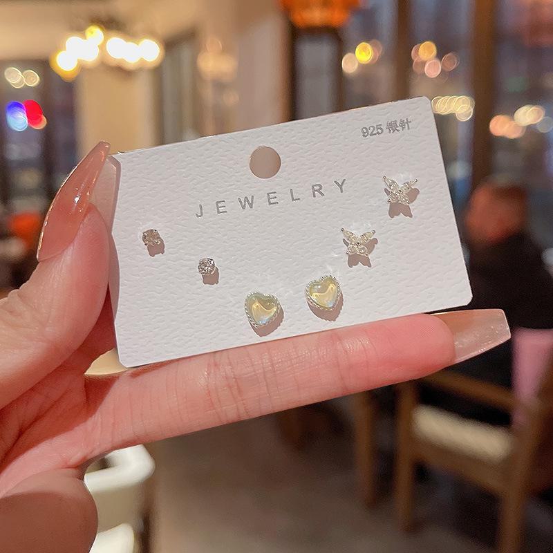 Комплект серег S925 Silver Needle Gradient Love & Butterfly - элегантная и универсальная коллекция средств по уходу за ушами