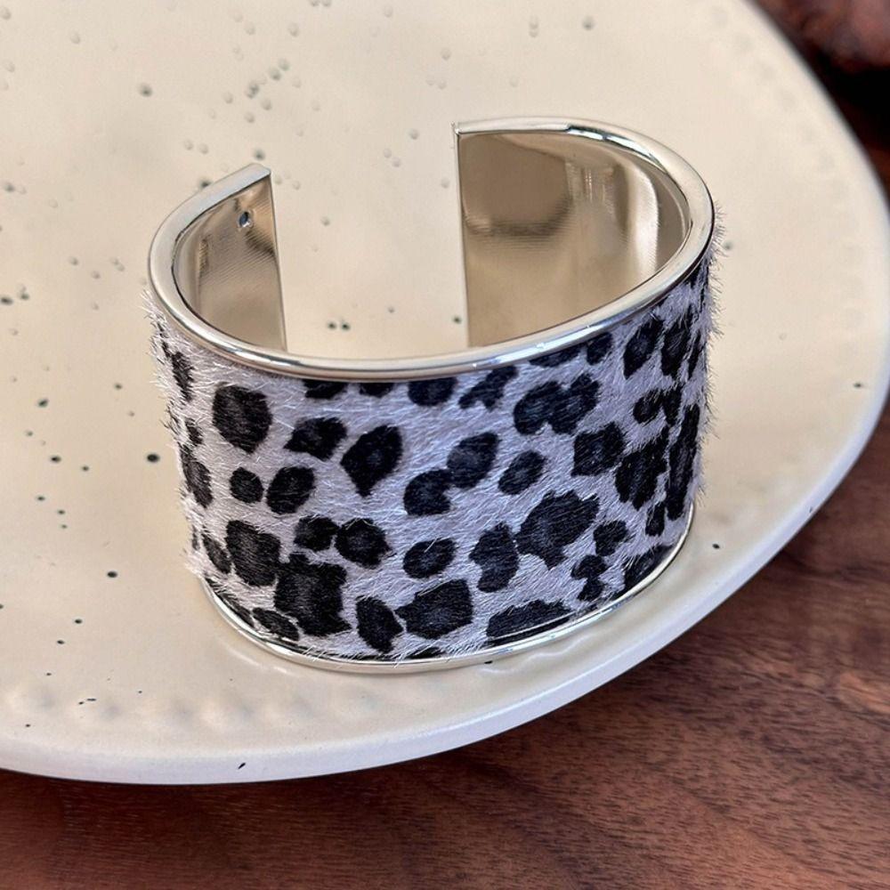 Metal Wide Bangle Leopard Print Bangles Alloy Jewelry Wide Cuff Bracelets Hip Hop Style