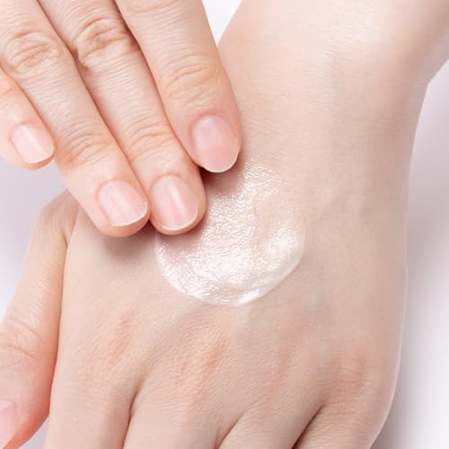 Medicated Quenrich Extra Guard Hand Cream Water Repellent Cracks Chapped Skin Q10 Rough Hands Non-Greasy 80g ( 2)