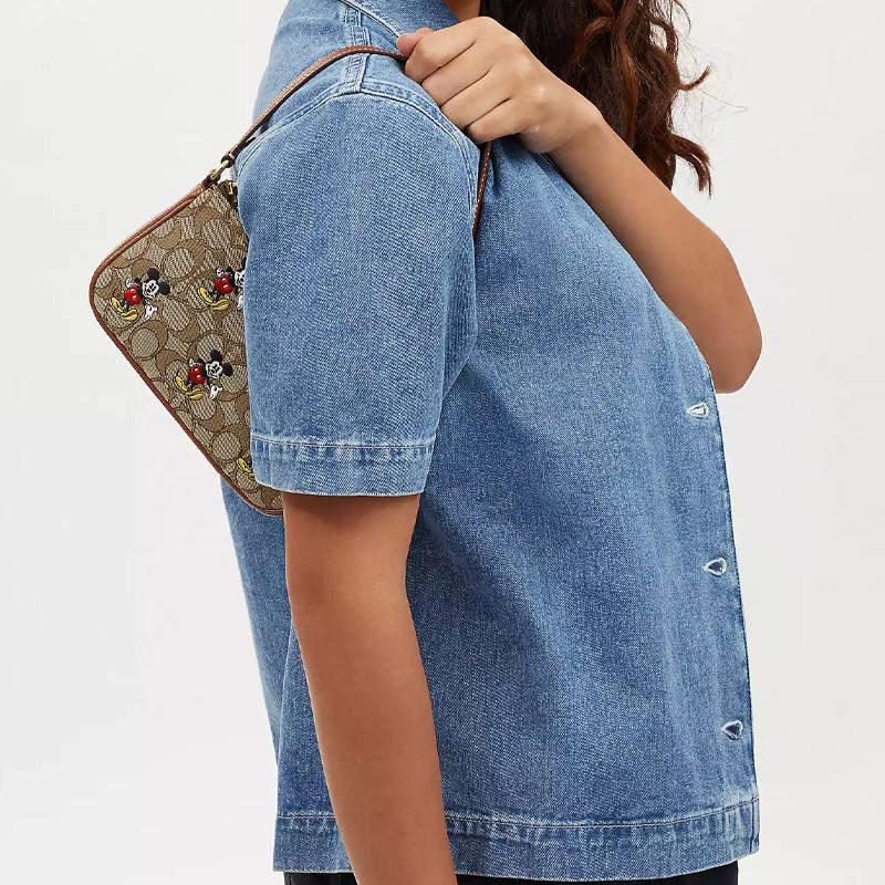 Coach X Disney Nolita 19 Принт Микки Маус Классический Монограмма Простая Молния Кожаная Пэчворк Подмышечная Сумка Сумка-тоут Сумка на плечо Маленькая CN507-B4R3U