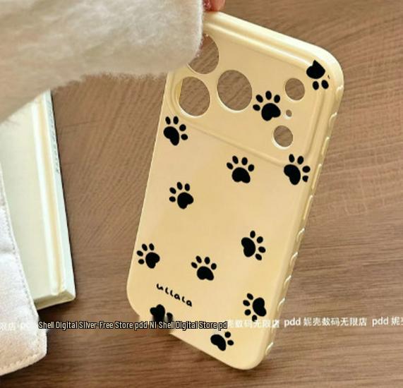 Чехол для iPhone 17 Pro Max с отпечатком кошачьей лапы и большим окном-сердцем - Стиль 161514