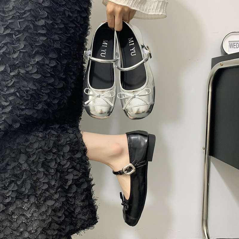 French with skirt light mouth small leather shoes women's 2025 new summer silver round head low heel flat Mary Jane single shoes