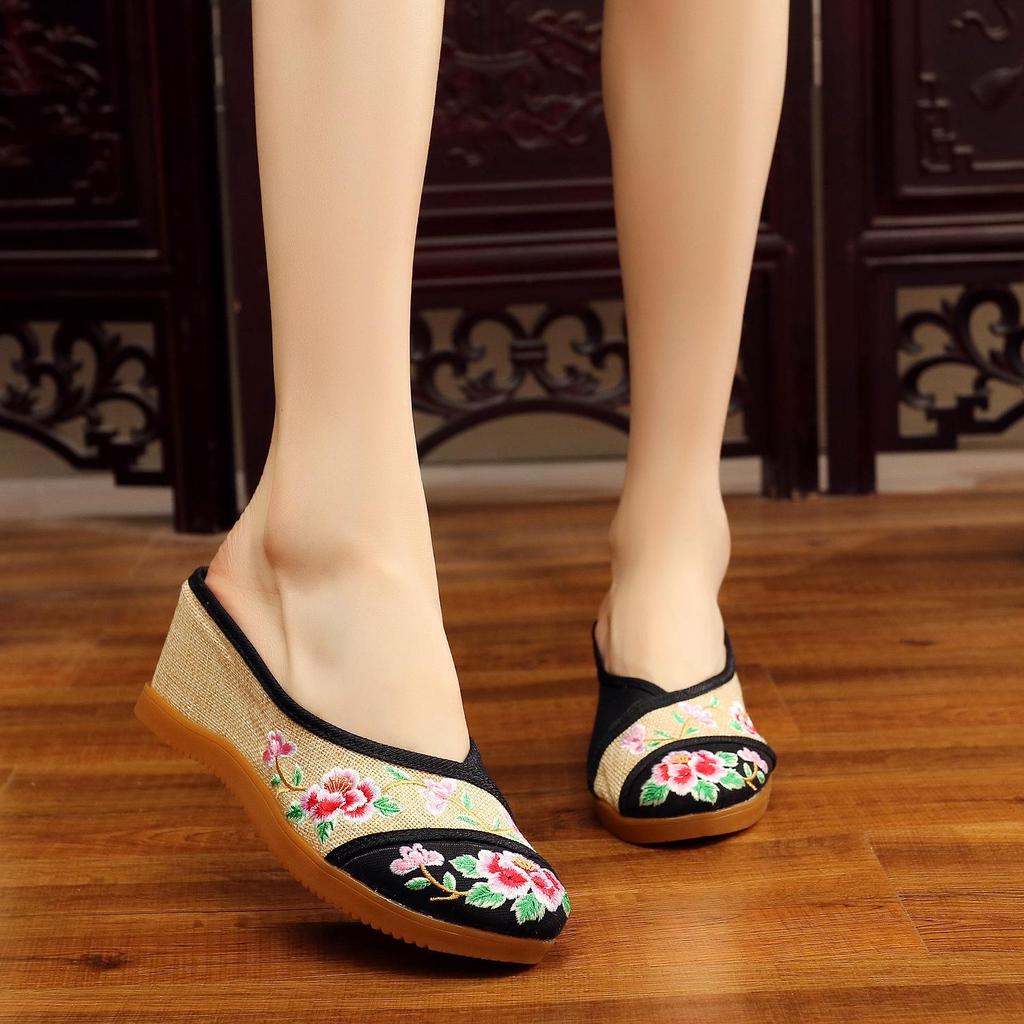 Вышитые льняные тапочки на танкетке в стиле ретро с ароматерапией