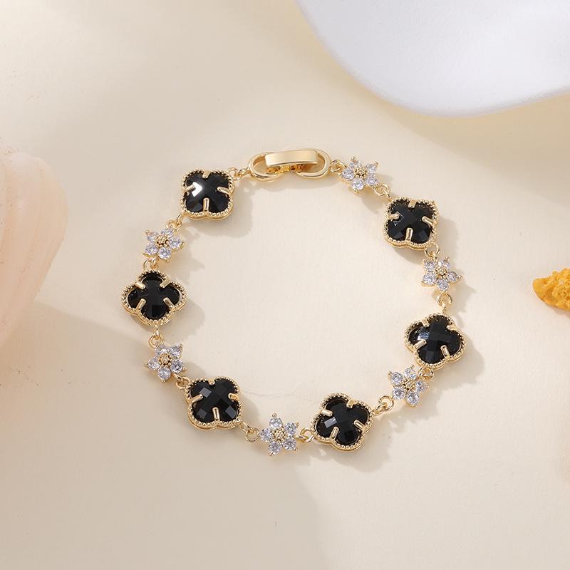 Korean Titanium Steel Four-Leaf Clover Zircon Bracelet - Versatile, Non-Fading Jewelry