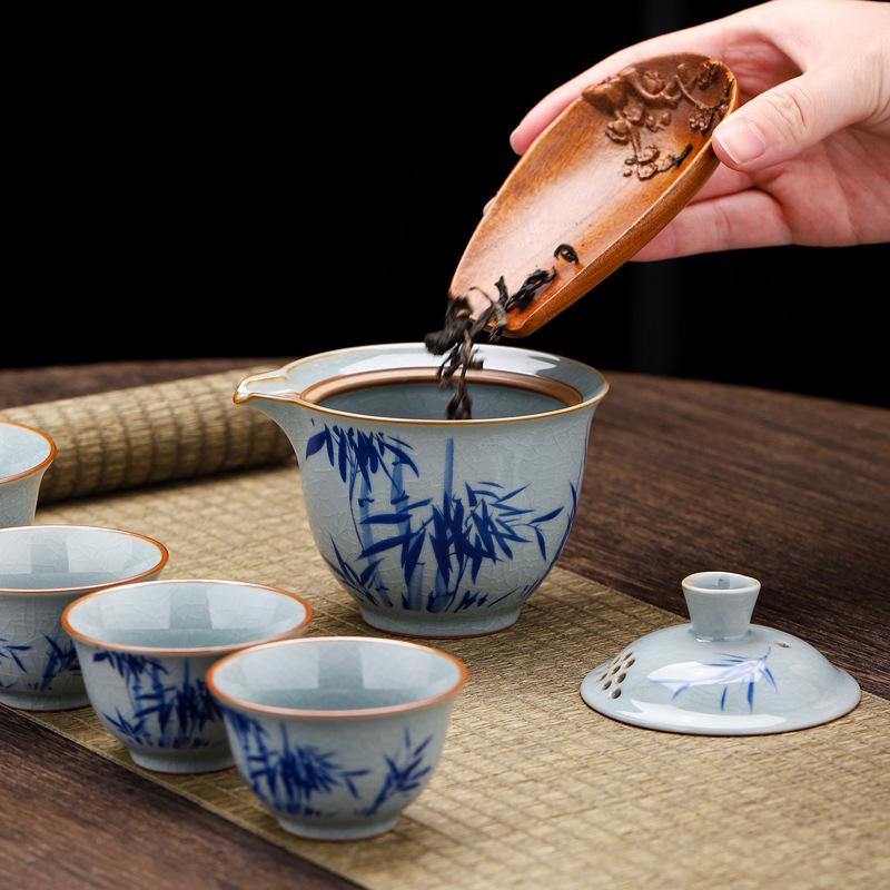 Retro Geyao travel kung fu tea set, one pot and four cups, camping business trip portable express guest cup, brewing teapot, tea cup set